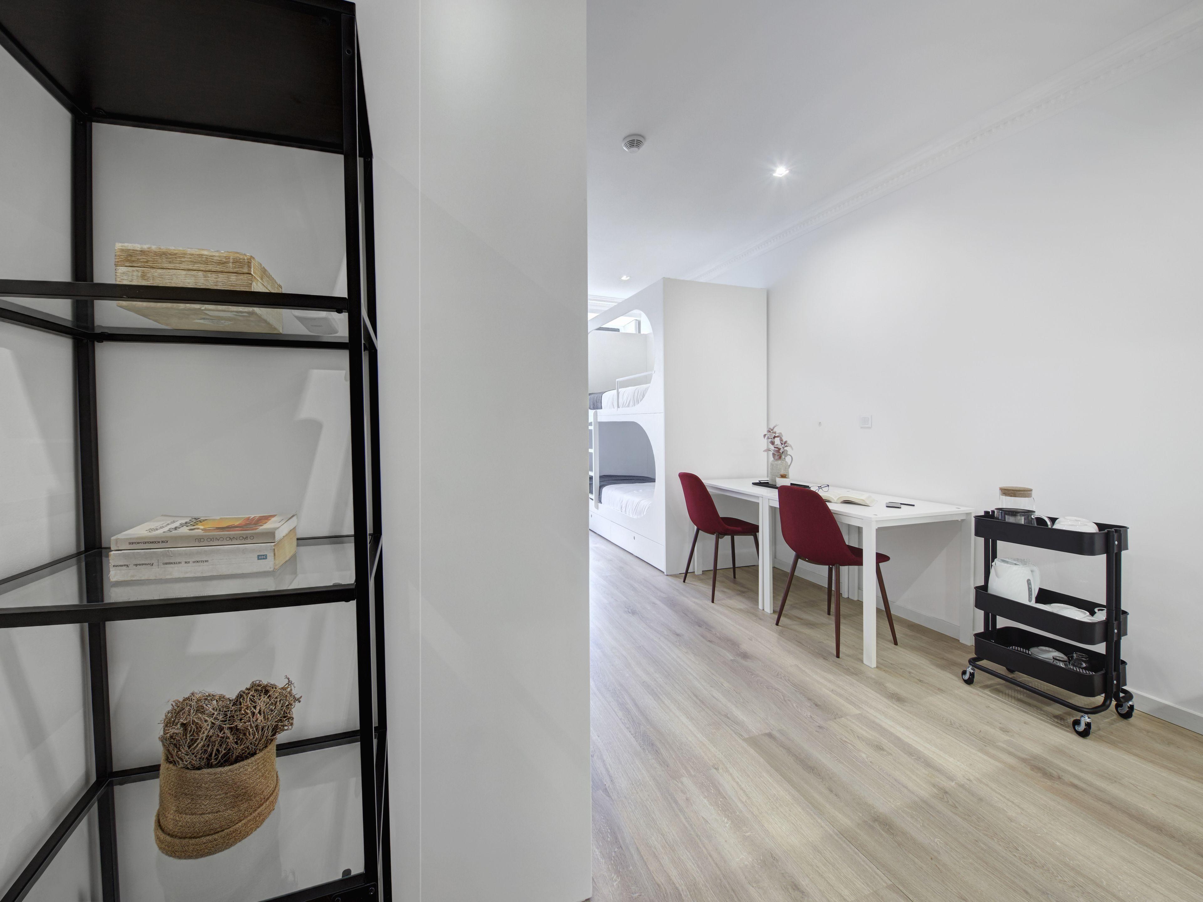 Porto Downtown Lovers Suites Bombarda 451, Porto